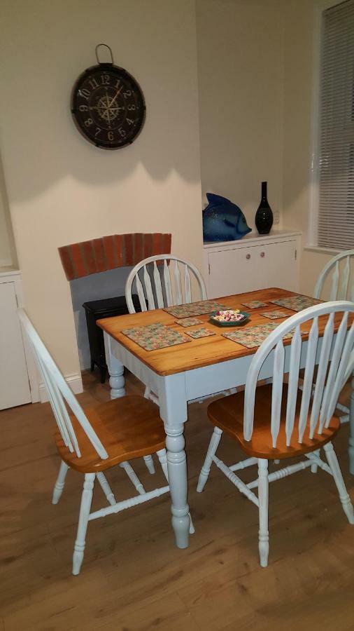 Chinwin Cottage Веймут Екстер'єр фото
